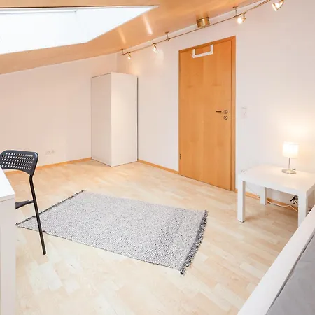 Monteurhome24 - Moderne In *