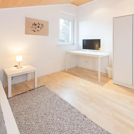 Monteurhome24 - Moderne In Erlensee